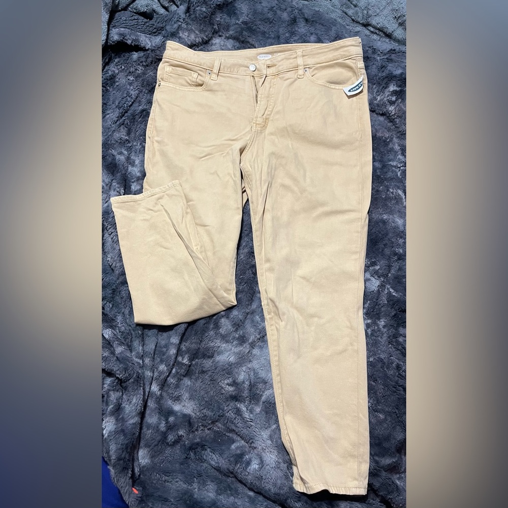Old navy cream/khaki jeans NWT size 14